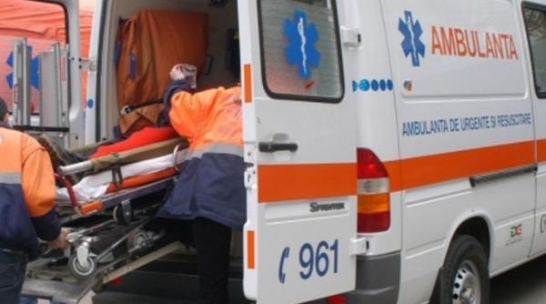 accident cumplit in valcea un pieton a fost lovit mortal de o autoutilitara in parcarea unui centru comercial