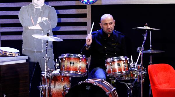 chef dumitrescu si a descoperit o noua pasiune pe platoul chefi la cutite