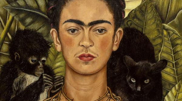disputa privind papusa frida kahlo