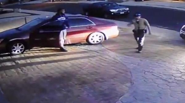 un baiat in varsta de 14 ani a pretins ca este politist