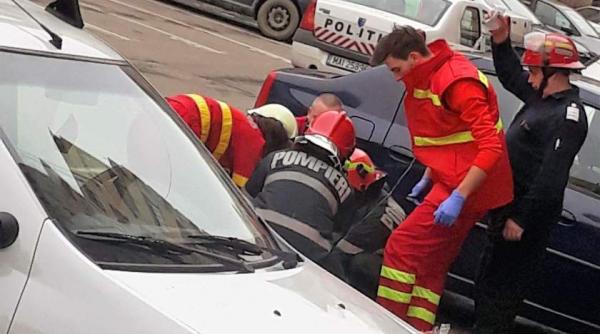 gest extrem la galati un barbat dezbracat complet s a aruncat de la etajul 9