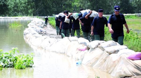 strategia impotriva inundatiilor luata de viitura