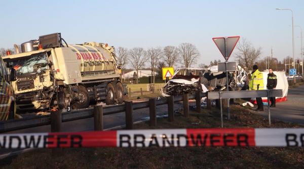 5 romani au murit iar alti 3 sunt raniti in urma unui accident rutier care a avut loc in olanda