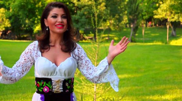 o cunoscuta cantareata de muzica populara mi am cunoscut sotul intr o benzinarie