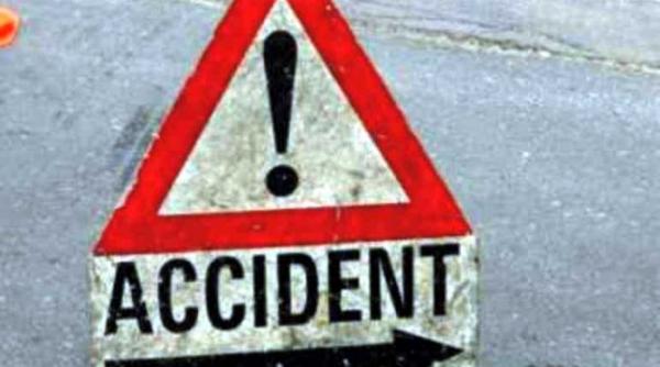 un barbat a murit si doi au fost raniti intr un accident rutier la cornu luncii