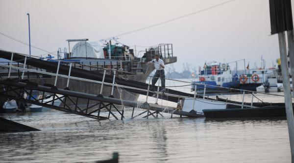dunarea a depasit cota de atentie la galati