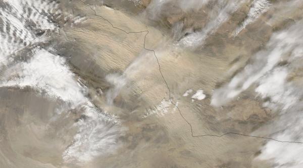 o furtuna de nisip din mongolia a invaluit capitala chineza beijing