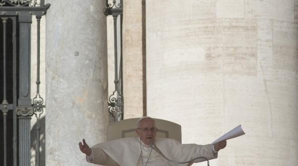 papa francisc l a vizitat pe benedict al xvi lea