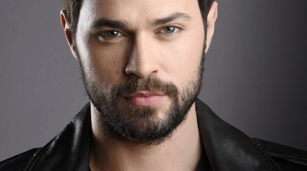 ce spune petru paun despre asemanarea cu personajul sau din fructul oprit