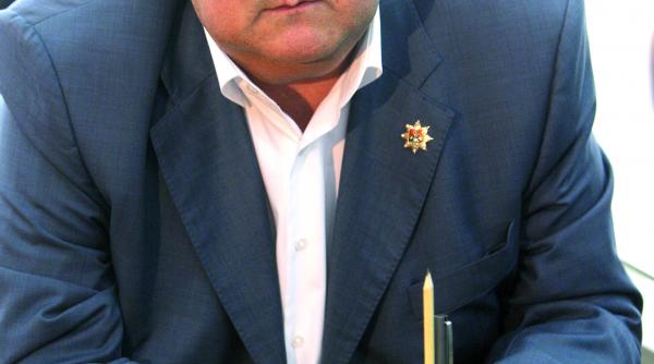 incendiu guvernatorul pleaca