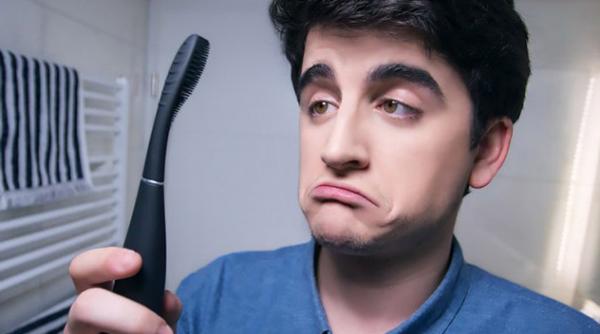 suedezii au inventat periuta de dinti vorbitoare