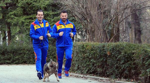 seful culturismului romanesc gabi toncean surprins de paparazzi in timp ce