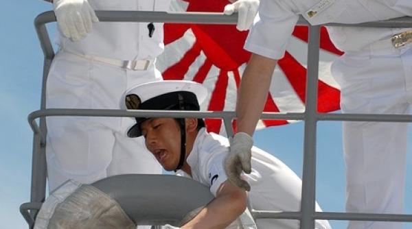 japonia s a dotat cu infanterie marina pentru a si apara intersele