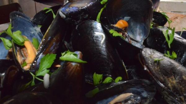 reteta zilei midii in stil marinaresc