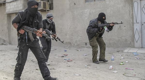 siria evacueaza instalatii militare cheie inainte de un posibil atac american