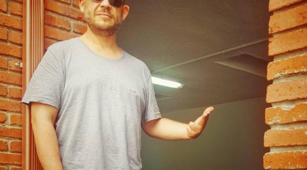 tataee de la b u g mafia a emigrat in spania