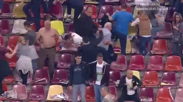 meciul csa steaua academia rapid intrerupt din cauza incidentelor produse de suporteri