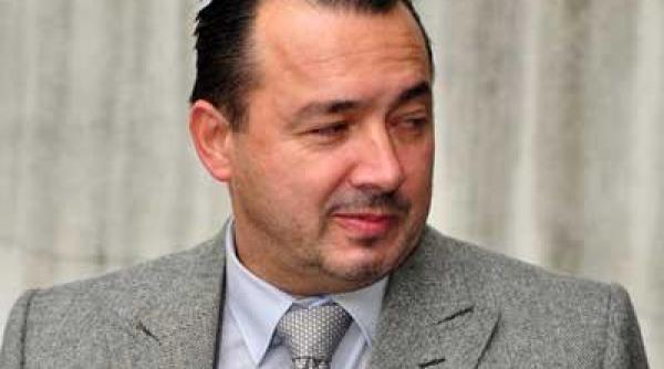 mitraliera fara afet politic