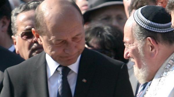 basescu un neispravit din teleorman a facut praf si pulbere 60 de ani de diplomatie consistenta si inteligenta in orientul apropiat