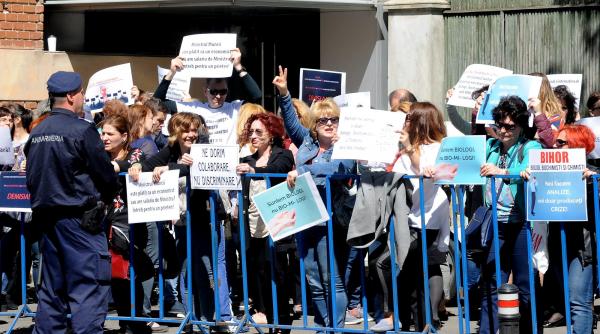 sanitas face apel la toti politicienii sa vina cu solutii pentru a stopa degringolada din sistemul de sanatate