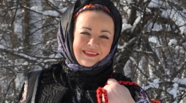 floarea calota chipul ei a fost luat ca model pentru icoana maicii domnului fresca unei biserici unde artista se inchina in fiecare an