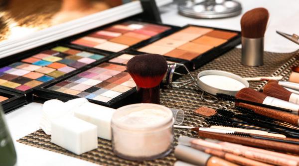 specialistii avertizeaza unele cosmeticele ne pot imbolnavi grav