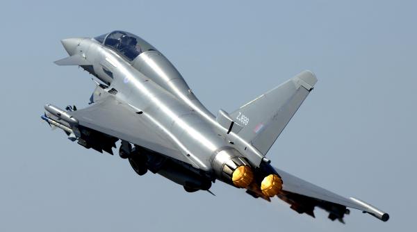 avioane de lupta typhoon la kogalniceanu