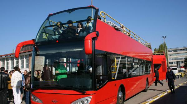 compania de transport public a redeschis linia turistica estivala cu autobuze etajate din municipiul constanta