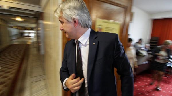 orlando se duce la mare sa vegheze anaf ul