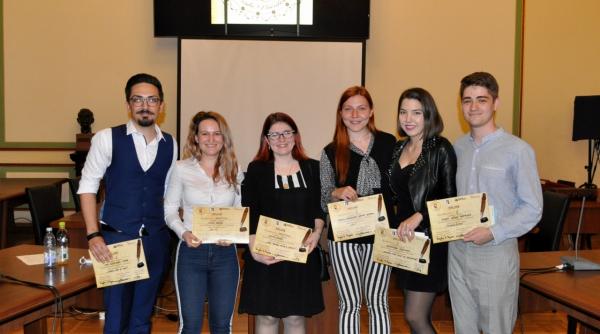 viitorii medici au si talent poetic primul concurs de poezie pentru studentii universitatea de medicina si farmacie carol davila din bucuresti