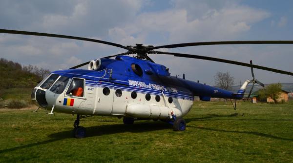 un copil de 2 ani disparut de acasa este cautat cu elicopterul