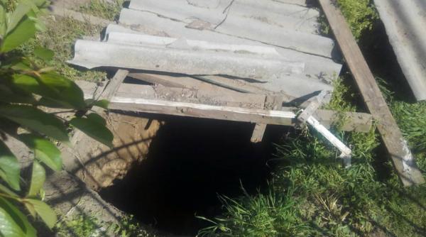 interventie contracronometru pentru salvarea unui copil cazut intr o hazna adanca de 5 metri