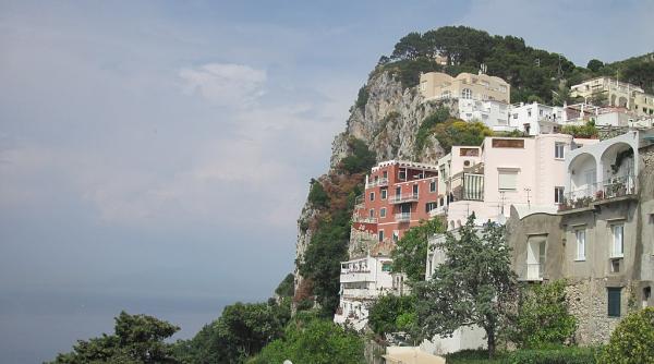 italia insula capri va fi interzisa turistilor