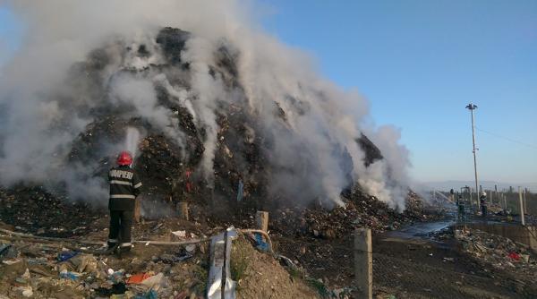 nou incendiu la groapa de gunoi de la pata rat