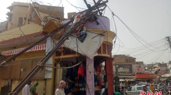 video galerie foto furtunile fac ravagii in india cel mai nou bilant indica 150 de morti