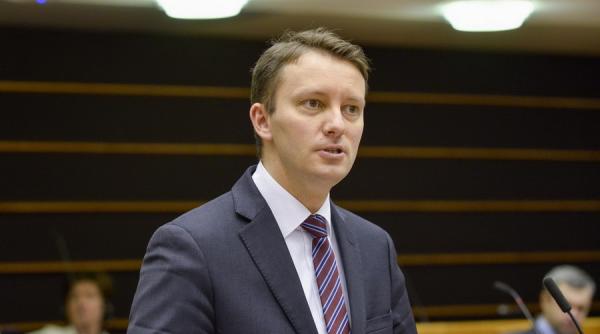 orban a furat de la basescu