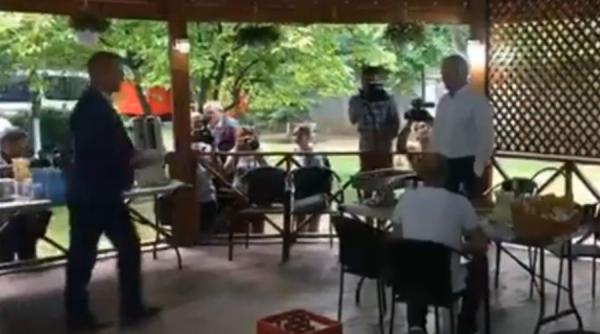 paranghelie mici de salcia si o naveta de bere la sediul psd