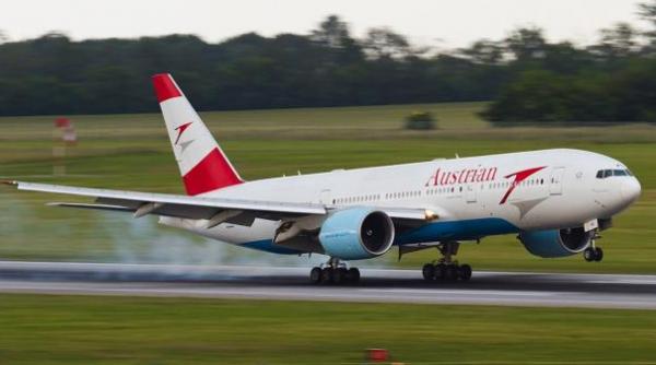 un avion austrian airlines a aterizat de urgenta pe otopeni