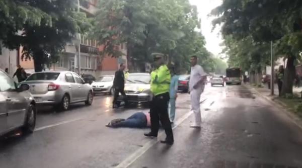 video accident deosebit de grav in centrul constantei o femeie agonizeaza pe asfalt