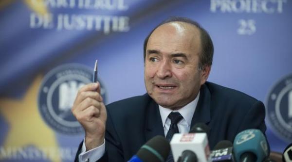 toader la ccr refuzul presedintelui de a o revoca pe sefa dna este de natura sa creeze un blocaj institutional