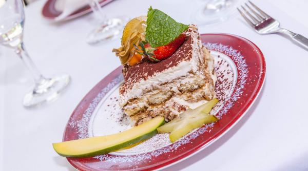 prajitura cu piscoturi