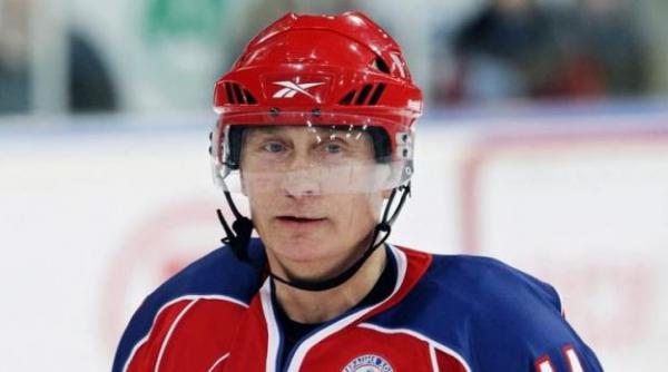 vladimir putin a jucat hochei cu o luna inaintea cupei mondiale de fotbal din rusia