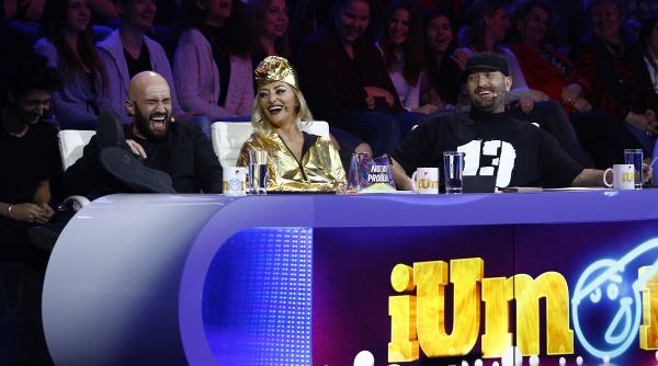 mihai bendeac si cheloo intrigati de tinuta deliei la iumor arati ca o bomboana de brad