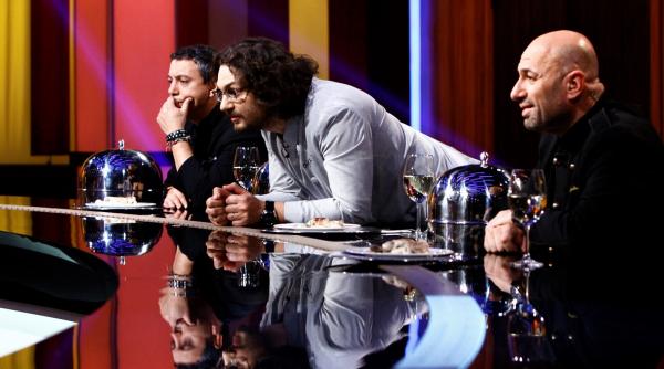 jurizare de poveste la chefi la cutite un copil de 4 ani le gateste chefilor tiramisu