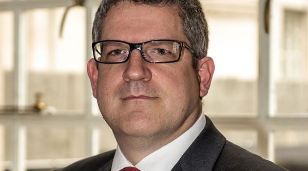 spionajul britanic avertizeaza rusia