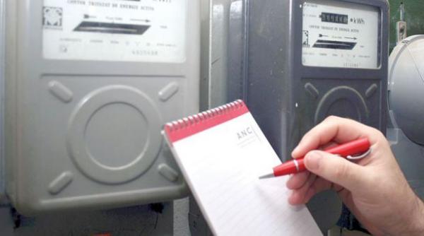 anre recomanda consumatorilor de energie sa verifice datele din comparatorul de preturi