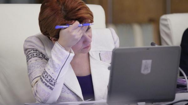 miticii si nea marinii care conduc romania si revolta inutila a ardelenilor