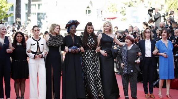 cannes 2018 saisprezece actrite de culoare si metise au protestat pe covorul rosu impotriva discriminarii