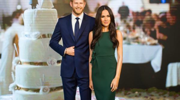 nunta regala statuile de ceara ale lui harry si meghan prezentate la windsor