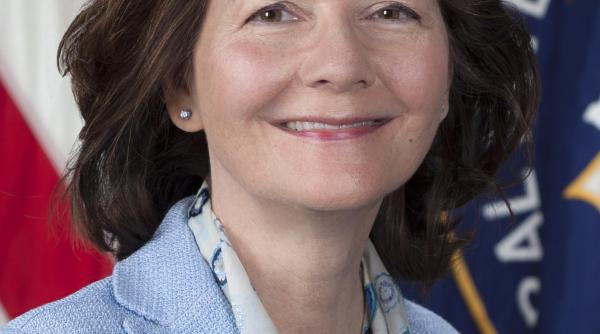 o comisie a senatului a aprobat numirea candidatei propuse de donald trump gina haspel ca director al cia